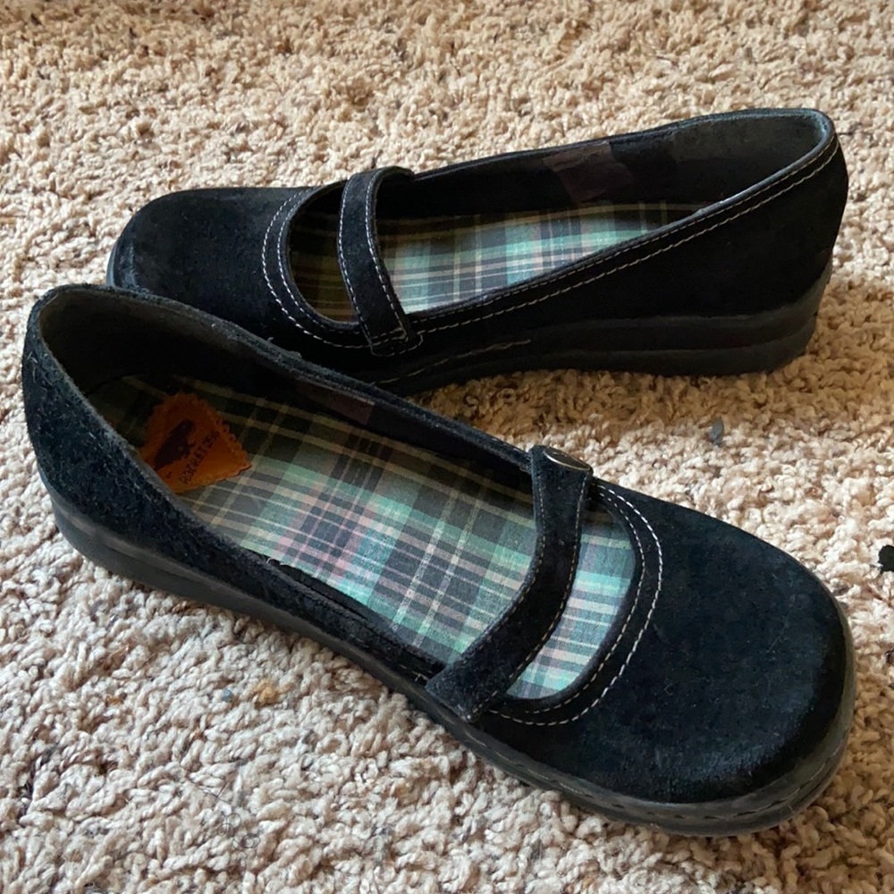 Rocket Dog flats!